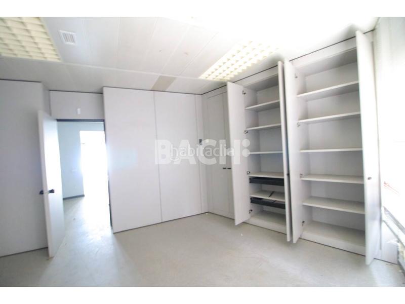 Foto 7d129ac2-cab3-4d45-94d9-2940559972f4. Local commercial dans països catalans 78 dans Estadi-Santa Anna Vic