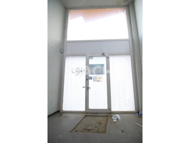 Foto ead352ef-504f-4a1e-ad04-32d68ba86ec9. Local commercial dans països catalans 78 dans Estadi-Santa Anna Vic