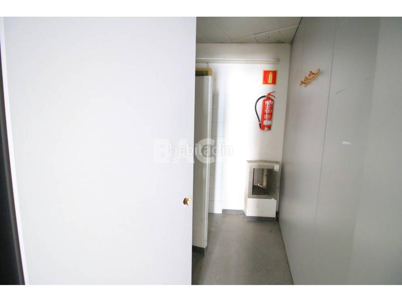 Foto f554eb28-af20-4269-acca-a2589618ba4e. Local commercial dans països catalans 78 dans Estadi-Santa Anna Vic