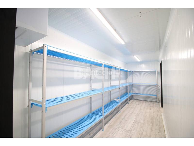 Foto 25d02e04-8315-4853-adb4-8fe130c054ba. Lloguer local comercial a cardona 7 a Centre Vic