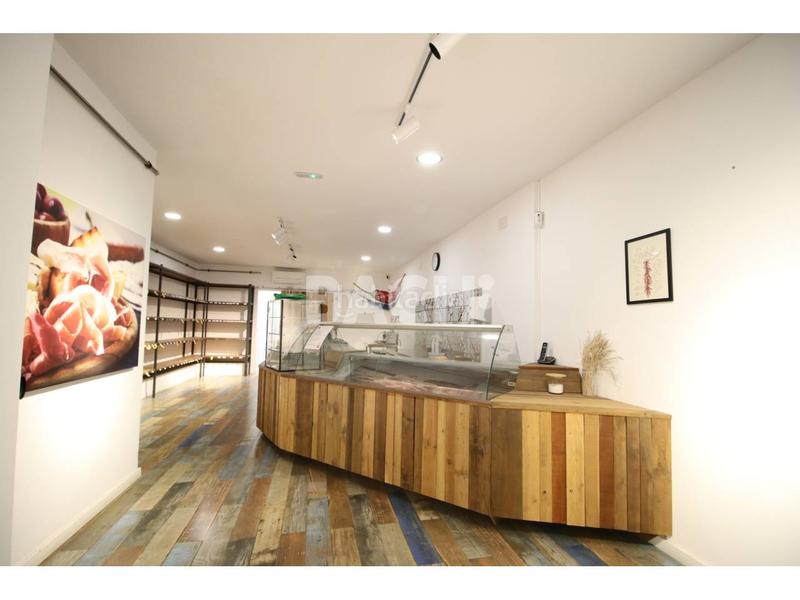 Foto b69d65a5-a508-44f7-823e-7b736186599f. Lloguer local comercial a cardona 7 a Centre Vic