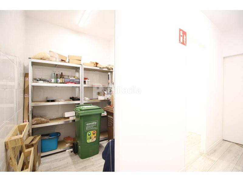 Foto 71118472-7d77-4eb1-a08a-4eebc5f6c9d3. Miete geschäftsraum in cardona 7 in Centre Vic