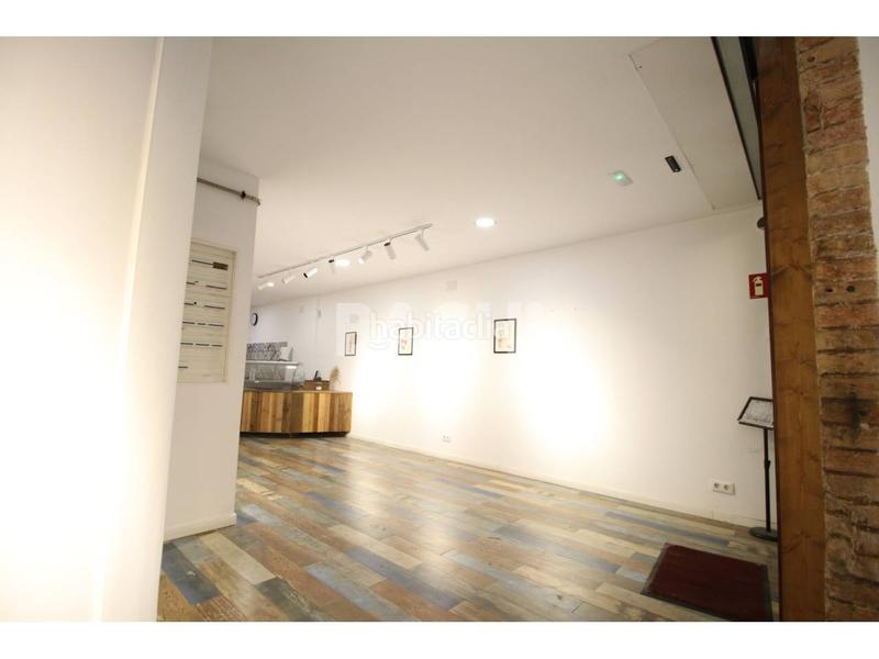 Foto a7fb7ffe-03b0-4f79-8dfe-7cc2e3c8bc5f. Rent business premise in cardona 7 in Centre Vic