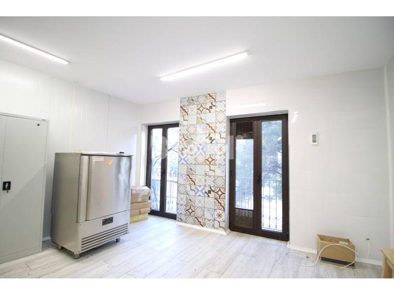 Foto a9f8980c-d8b0-49fc-bcf7-24b2c214b77e. Rent business premise in cardona 7 in Centre Vic