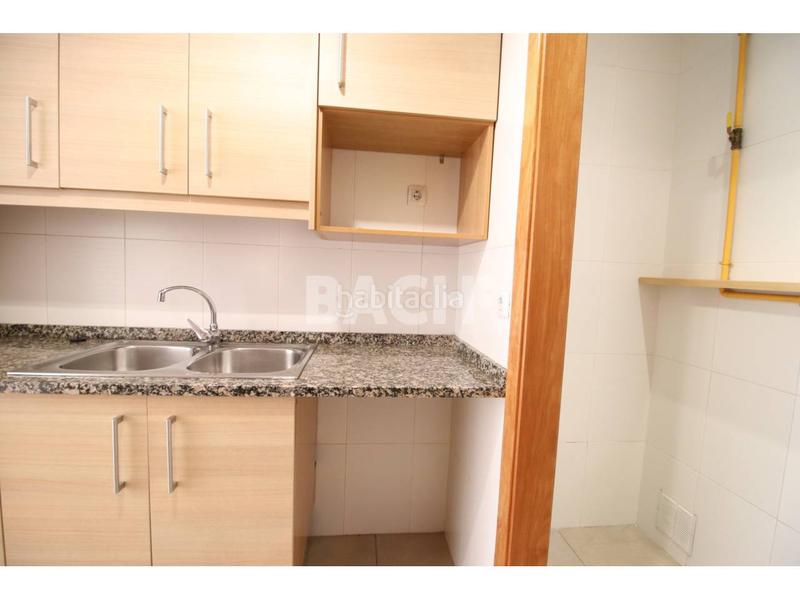 Foto d05e1ca1-3a5a-40fc-b2ac-d3c881858a64. Lloguer pis a Centre Vic