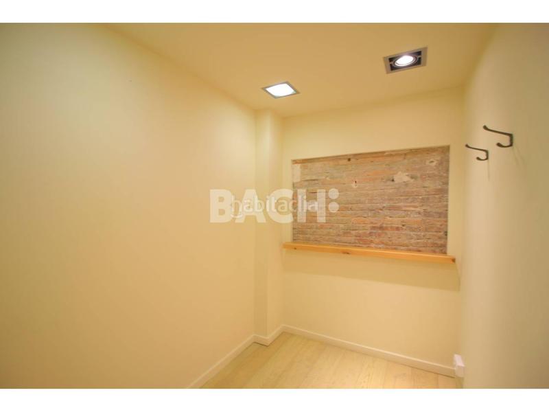 Foto 9e9c1779-4bbb-45d5-a512-16d026a5fd96. Lloguer local comercial a plaza paradís 1 a Centre Vic