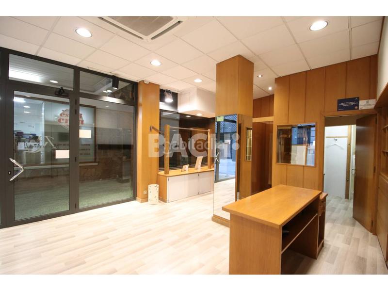 Foto 24dfaa7b-2eb8-488f-912a-a4f4cd25da0a. Lloguer local comercial a calle sant fidel 8 a Centre Vic