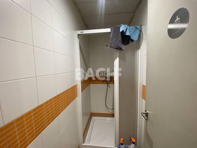 Foto f5636724-98df-4bf5-ba82-dd7bc0eb4dfa. Affitto locale commerciale in Nord Vic