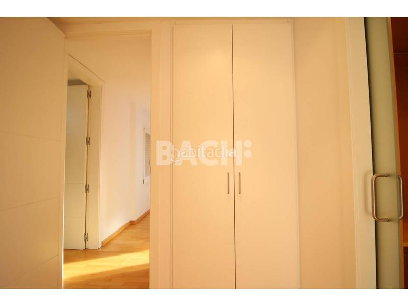 Foto 140893f3-c86a-4f95-a531-b353159dfdda. Attico in bisbe morgades 14 in Centre Vic