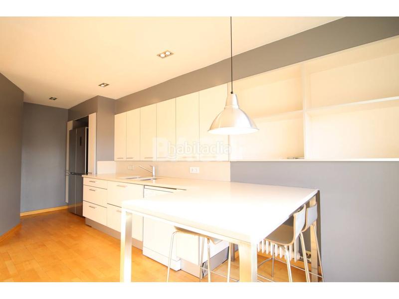 Foto 1a68d1f4-3903-4565-9724-85beee9add47. Attico in bisbe morgades 14 in Centre Vic