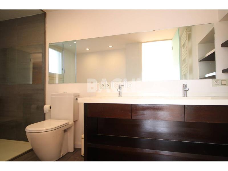 Foto 4c337c9a-18d3-43cb-aedd-046adcb0b2f4. Attico in bisbe morgades 14 in Centre Vic