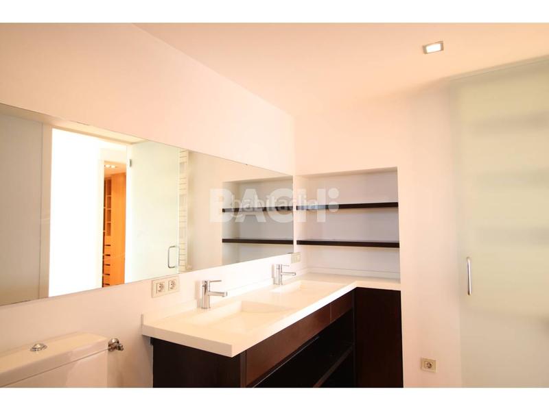 Foto 6df6d01a-0a50-4c5b-b0b8-e6927923f8e9. Attico in bisbe morgades 14 in Centre Vic