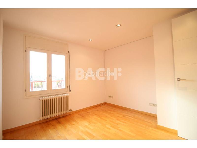 Foto 8176ce02-196a-45ea-9eda-31807d7fbe8b. Attico in bisbe morgades 14 in Centre Vic