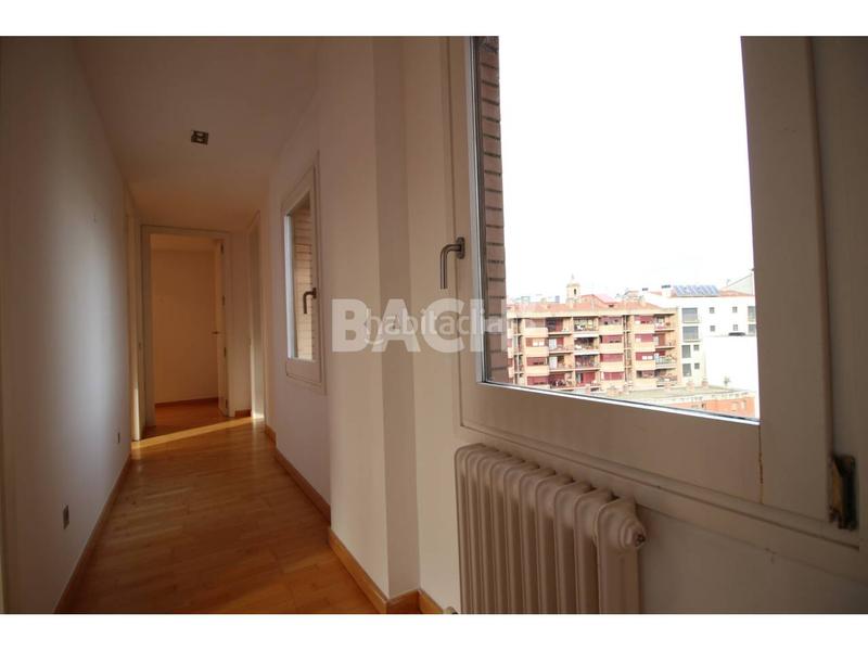 Foto 87ba6d0c-2576-4c4d-96e1-fc6e8e97905a. Attico in bisbe morgades 14 in Centre Vic