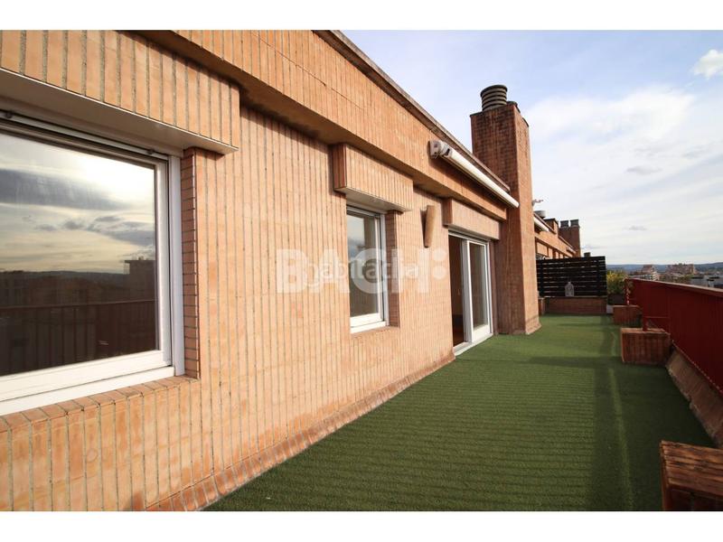 Foto 895d9982-dc80-4211-ae84-72f1a38d1988. Attico in bisbe morgades 14 in Centre Vic