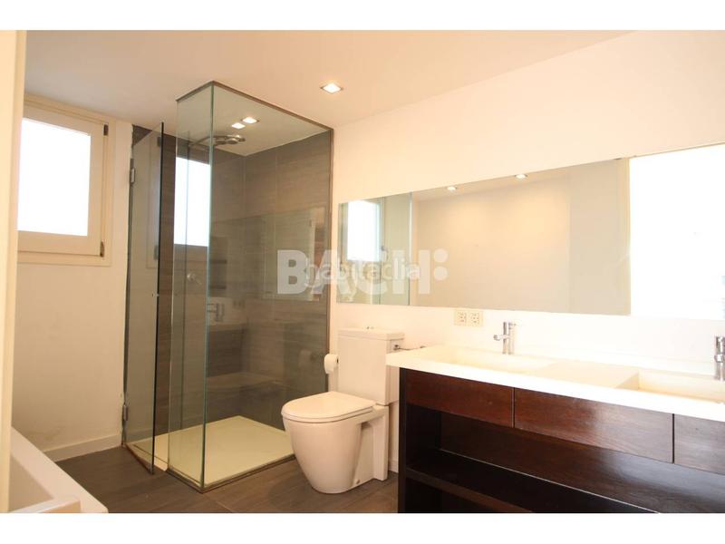 Foto b424e4bc-cb45-4de5-8236-11e82bfd2502. Attico in bisbe morgades 14 in Centre Vic