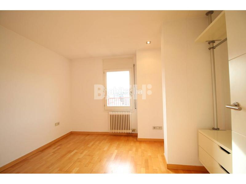 Foto c91c067c-b679-4fff-b0db-fe5f15bab8dd. Attico in bisbe morgades 14 in Centre Vic