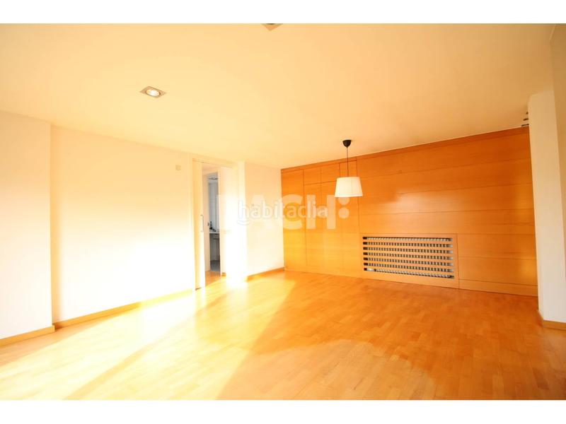 Foto e4c17960-9ca3-4ceb-8bd1-a5c0d647ff10. Attico in bisbe morgades 14 in Centre Vic