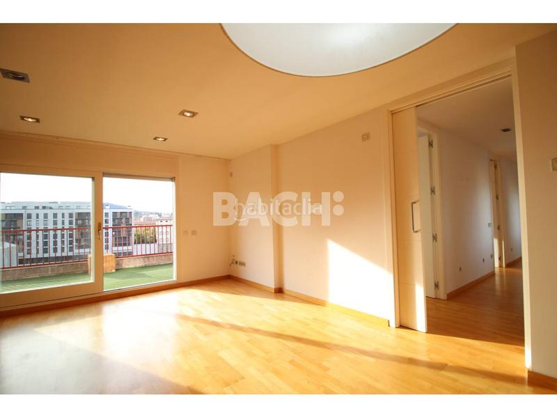 Foto f048b1cc-de28-42e8-84cd-38f614a8f647. Attico in bisbe morgades 14 in Centre Vic