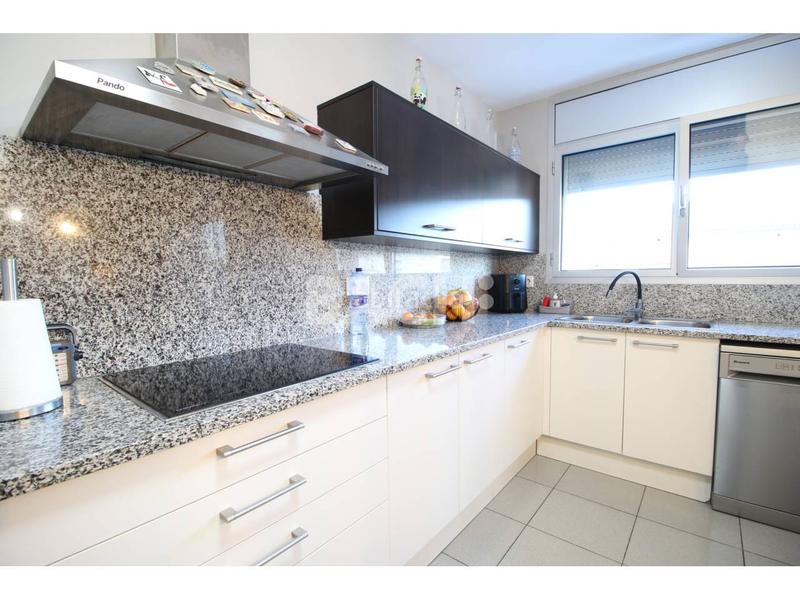 Foto c2bbb4fa-f799-4eb9-8b44-4046539181ad. Flat in fontordera 30 in Tona