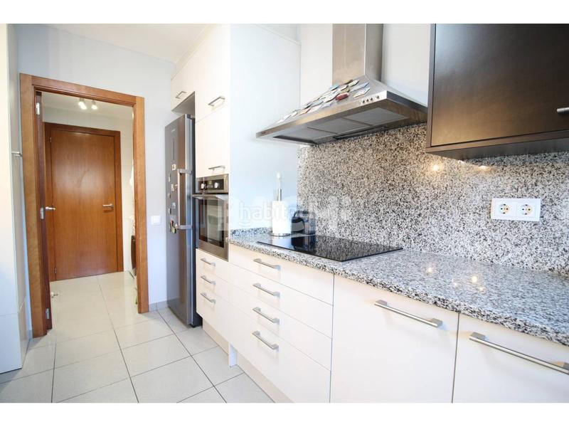 Foto f710657c-26ec-4c02-abb6-dceec539c89a. Flat in fontordera 30 in Tona