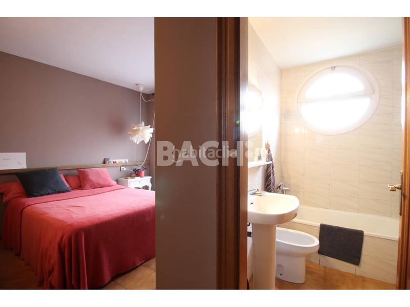 Foto 6fc7dca1-e6e3-458b-907c-2eadafa4b6c1. Pis a lluís vila abadal 3 a Centre Vic