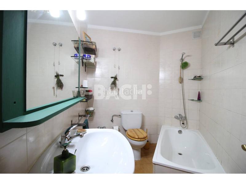 Foto cc11ccf2-da63-4124-a3dd-472922626c2f. Pis a lluís vila abadal 3 a Centre Vic