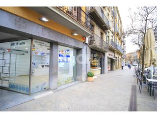 Affitto Locale commerciale in Rambla passeig 5. Ubicado en primera línea comercial