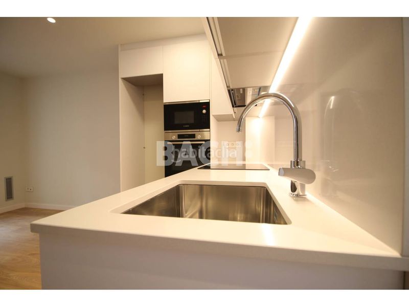 Foto 4f7c9556-ae23-4f52-b610-93ba5b42d8ec. Flat in calle jaume 1er 127 in Nord Vic