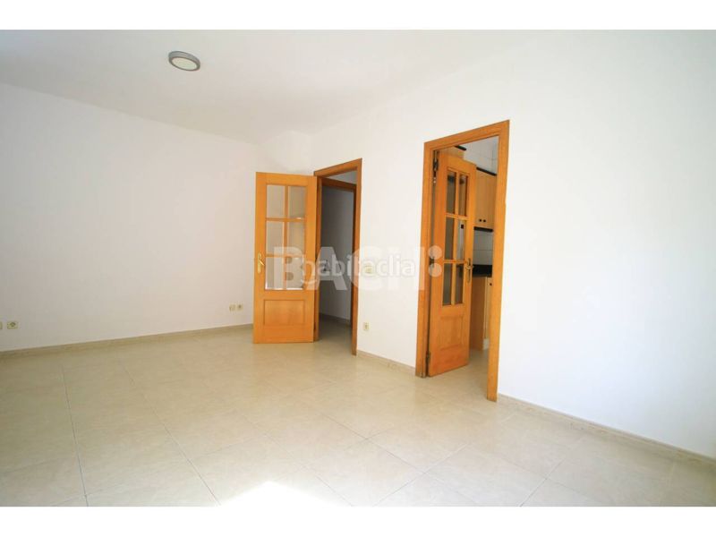 Foto 313d1501-1cbf-44c9-9fa3-ee08e66ff0ab. Pis amb calefacció a Nord Vic