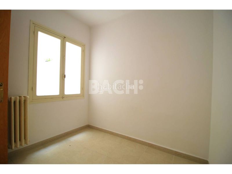 Foto f3b4073f-c51f-4786-9e4c-c239c6a82b98. Pis amb calefacció a Nord Vic