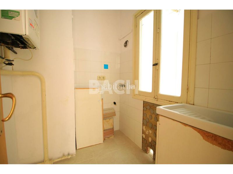 Foto f77ca84f-e18a-4017-901b-33cff51d42c5. Pis amb calefacció a Nord Vic