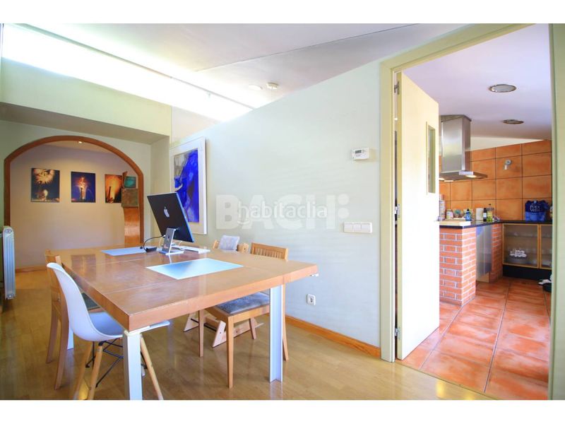 Foto 6dc98a94-5e70-4c15-a697-1143a238a048. Àtic amb calefacció aparcament a Centre Vic