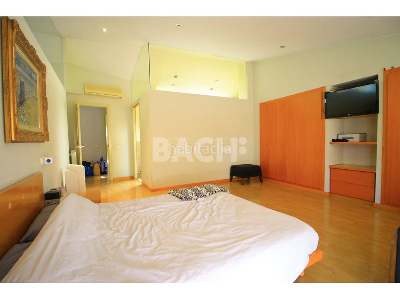 Foto ab4bb444-6385-4d58-aa0c-e2b5886bf7ed. Àtic amb calefacció aparcament a Centre Vic