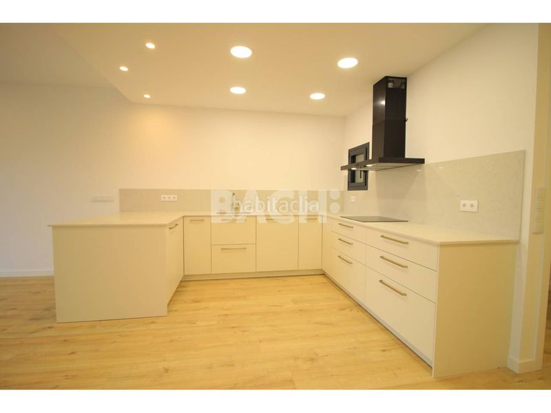 Foto c24e707d-a007-4973-b3e6-2be8820876ab. Casa adossada amb calefacció aparcament a Calldetenes