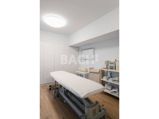 Local Comercial a Caputxins-Ambulatori