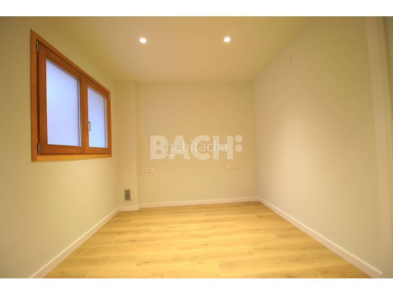 Foto f3073da7-49e9-41da-9fb0-ee82c9df1696. Pis a calle nou 127 a Nord Vic