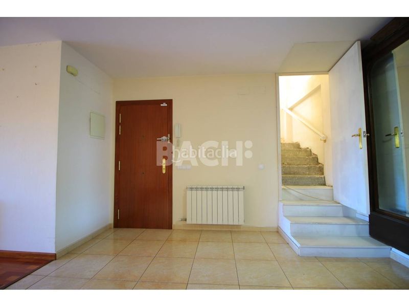 Foto dc0a0b1e-2b8a-4b31-bca8-96cbf5298cd8. Dúplex amb calefacció aparcament a Remei-La Guixa Vic
