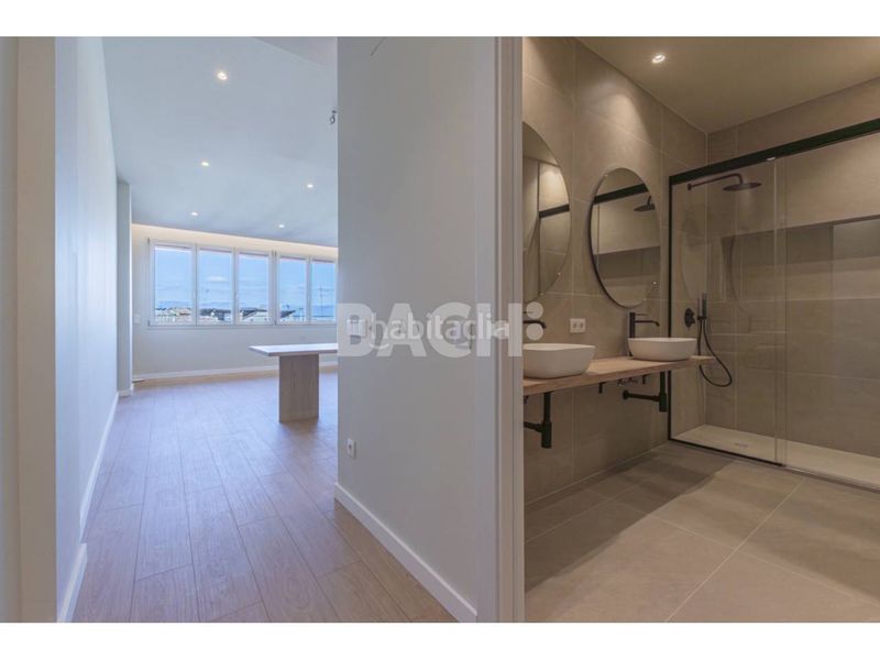 Foto f280eae9-82a5-4975-a74a-52a55d6bd51e. Dúplex a rambla passeig 39 a Centre Vic