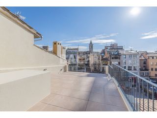 Duplex  Rambla passeig 39. Encanto, luz y vistas excepcionales