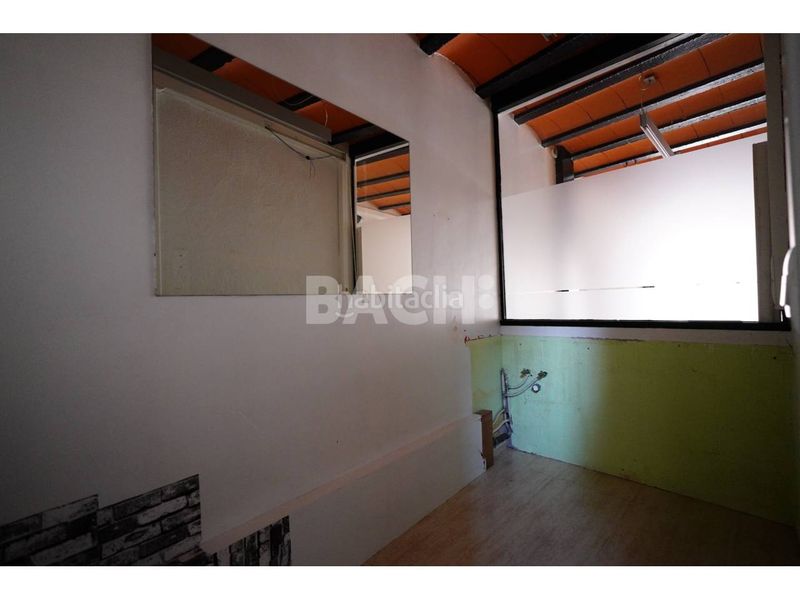 Foto 5f081a61-d9cb-4ba4-8c09-ac15d9533b0b. Local comercial a Centre Vic