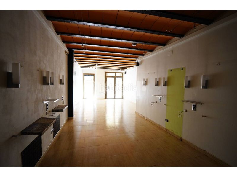 Foto 9e1dbd39-90cc-4a3c-b73c-4204f413a56e. Local comercial a Centre Vic
