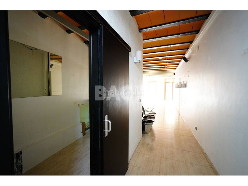 Foto a4273f3d-a28f-40d5-b974-1a20ef28c02d. Local comercial a Centre Vic
