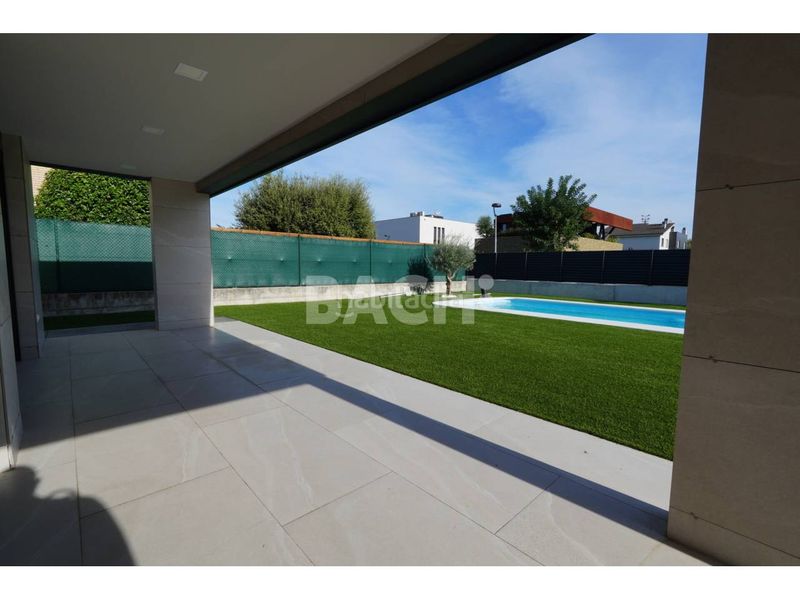 Foto 72760a66-0780-4258-b1d9-b8def1ad61f0. Casa amb aparcament a Gurb
