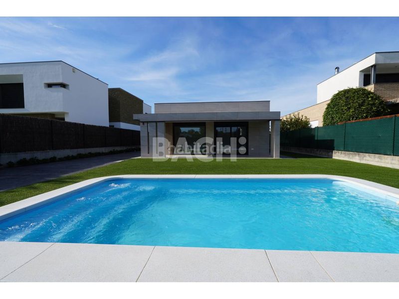 Foto 7c0cbff9-1db3-4b64-997f-dee81e1e5efa. Casa amb aparcament a Gurb