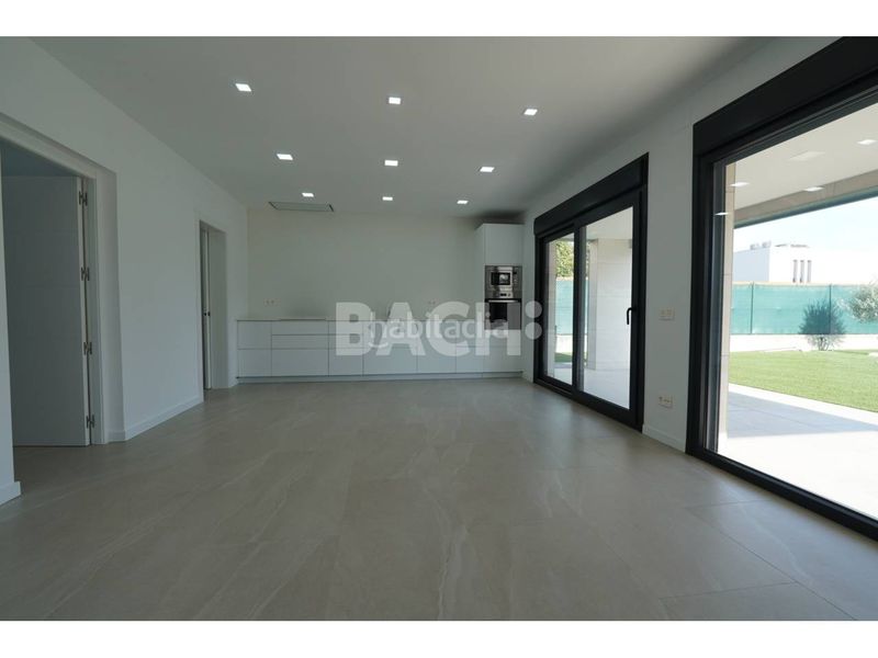 Foto a4516f54-ff97-4490-8159-e4a7660c95d1. Casa amb aparcament a Gurb