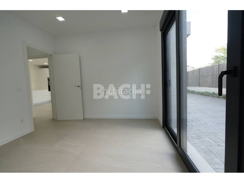 Foto b7513173-d99e-46f4-989f-63446bd00418. Casa amb aparcament a Gurb
