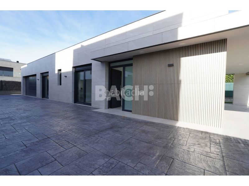 Foto df8c936f-fbf3-47cf-a5b0-cb72640ac2e7. Casa amb aparcament a Gurb