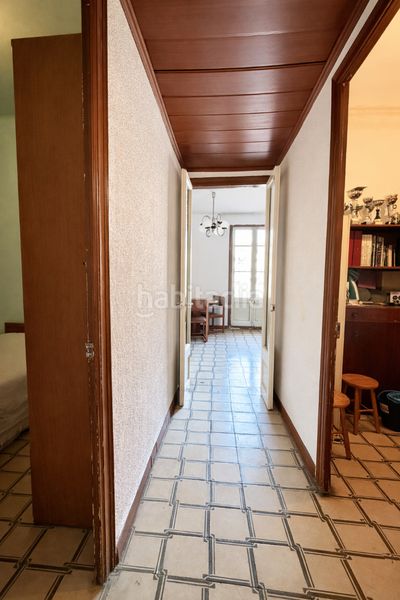 Foto e02c2574-20cf-4c33-ac37-6beae8248c5a. Pis a Sant Antoni Barcelona