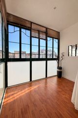 Pis  Carrer de rocafort